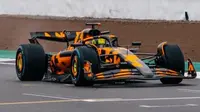 Mobil tim McLaren untuk Formula 1 2025. (X/McLarenF1)