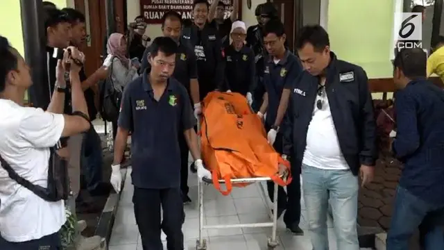 VIDEO: Penumpang Wanita Disekap di Taksi Online
