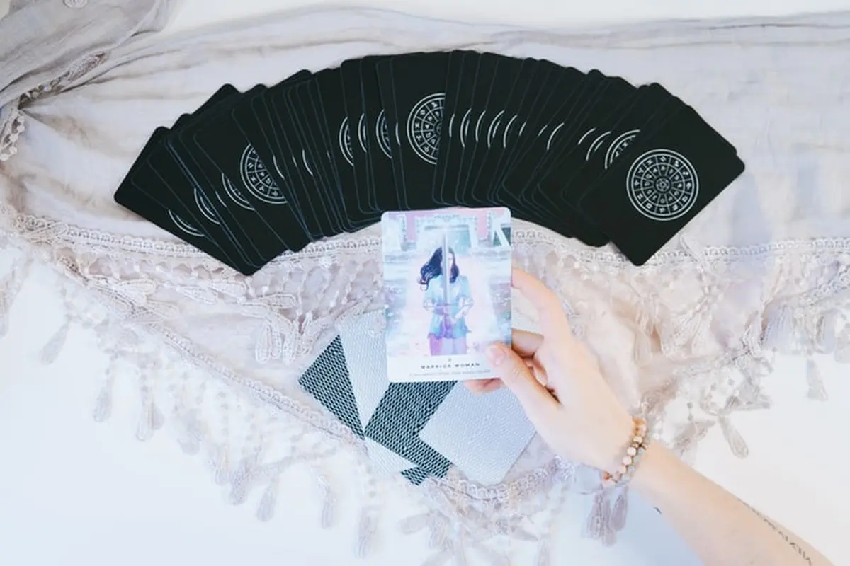 Ilustrasi tarot
