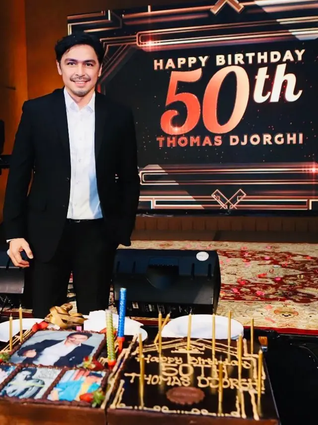 5 Seleb Usia 50 Tahun yang Rayakan Ulang Tahun Secara Meriah, Ada Kue Bentuk Dolar