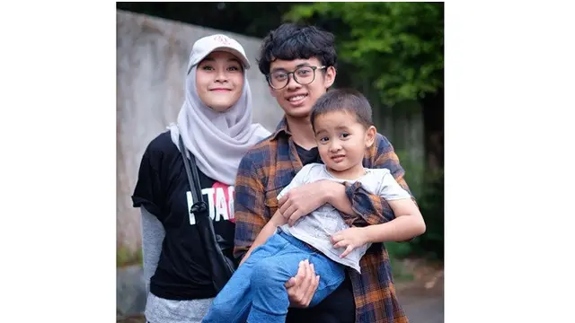 7 Potret Zaskia Adya Mecca dan Anak Sambungnya, Klarifikasi Tudingan Netizen