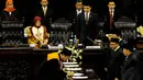 Ketua Mahkamah Agung, Hatta Ali, memimpin langsung pengambilan sumpah janji Pimpinan MPR periode 2014-2019, Jakarta, (8/10/14). (Liputan6.com/Andrian M Tunay) 