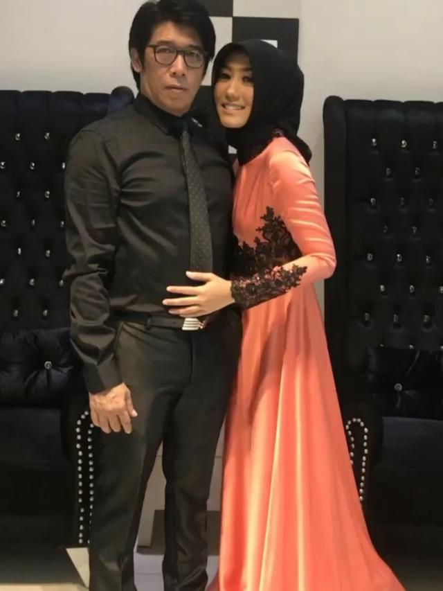 Terpaut Usia 18 Tahun, Ini 6 Potret Parto dan Istri Kedua