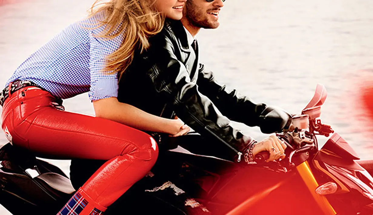Dilansir dari HollywoodLife, Zayn benar-benar ingin membuat Gigi menjadi miliknya. (Courtesy of Vogue Magazine-Mario Testino)