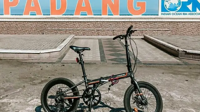 Tren gowes di Kota Padang. (Dok Muhammad Irfan)