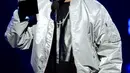 The Weeknd tak lupa memberikan terimakasih kepada para fans, keluarga dan kekasihnya Bella Hadid yang sudah mendukung karyanya. (AFP/Bintang.com) 