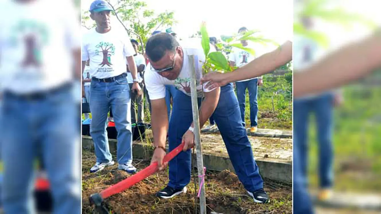 Peduli Lingkungan, Archipelago Gelar Aksi Menanam Pohon