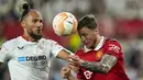 Youssef En-Nesyri menjadi aktor utama kemenangan Sevilla. Ia mencetak dua gol di menit ke-8 dan menit ke-80. (AP Photo/Jose Breton)