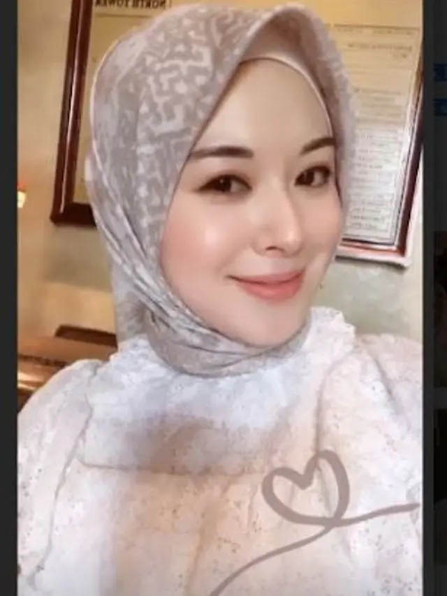 Ayana Jihye Moon (Foto: Instagram/@xolovelyayana)