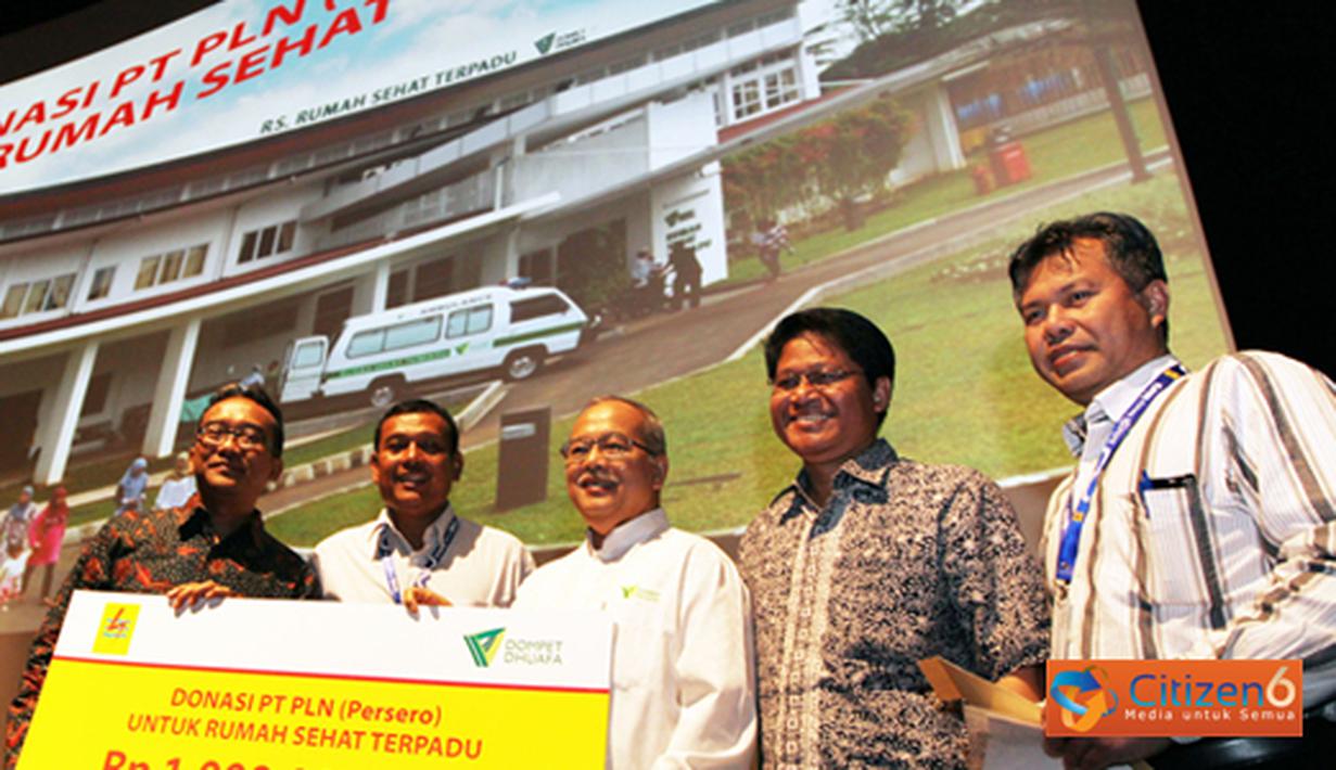 Citizen6, Jakarta: Bantuan ini diperuntukkan bagi pengembangan Rumah Sehat Terpadu (RST) yang dikelola Dompet Dhufa untuk membantu pengobatan dan peningkatan kesehatan bagi masyarakat miskin (kaum dhuafa). (Pengirim: Agus Trimukti)