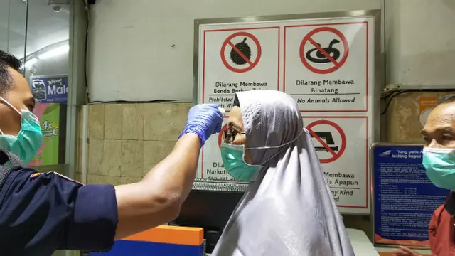 Jumlah Penumpang Kereta Api di Stasiun Malang Turun 30 Persen, Patuh Social Distancing ?