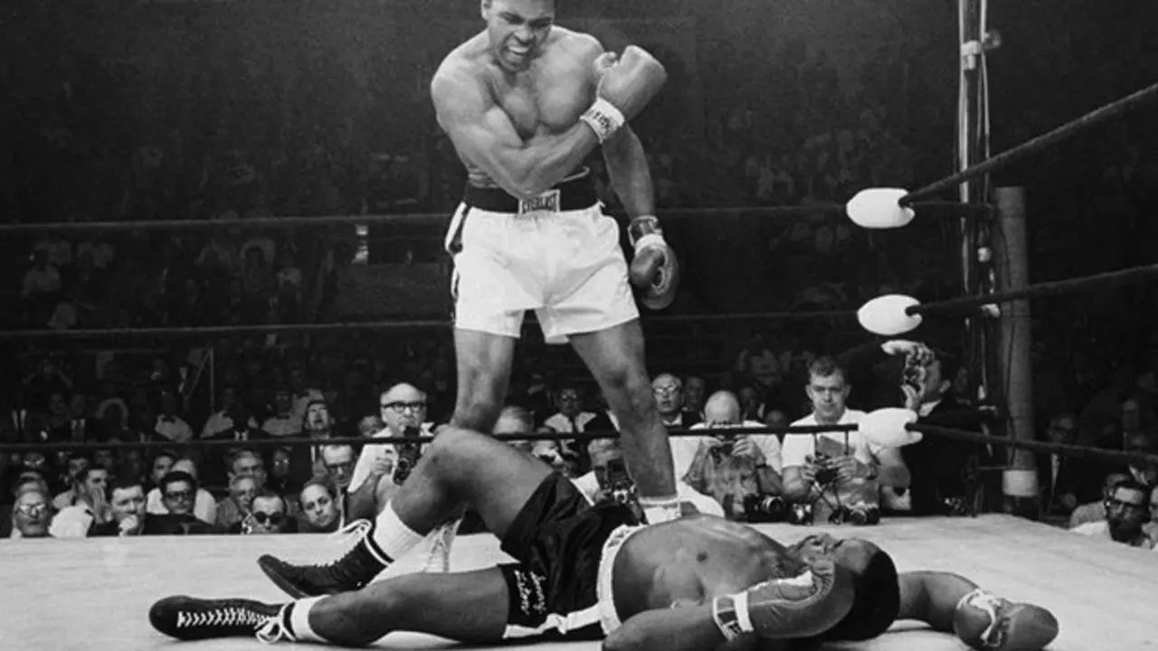 Petinju Legendaris Muhammad Ali Meninggal Dunia