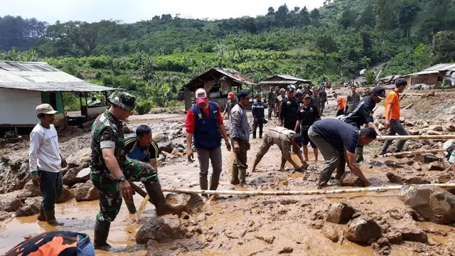 Kondisi lokasi yang diterjang banjir bandang di Bogor