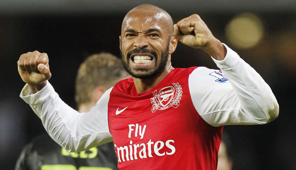 Thierry Henry - Striker legendaris Timnas Prancis ini juga menjadi salah satu pemain ternama yang menyukai serial Captain Tsubasa. Menurutnya, kisah Captain Tsubasa bisa menjadi motivasi bagi pemain muda untuk mengejar mimpi di sepak bola. (AFP/Ian Kington)