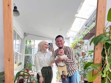 Kesha Ratuliu sering mengunggah momen liburannya bersama suami dan anaknya. Setelah beberapa waktu Bali, kali ini Kesha memilih Yogyakarta.
(Instagram.com/kesharatuliu05)
