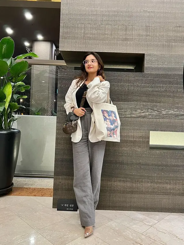 6 Potret Anushka Sen, Aktris Serial India yang Bakal Main di Drama Korea