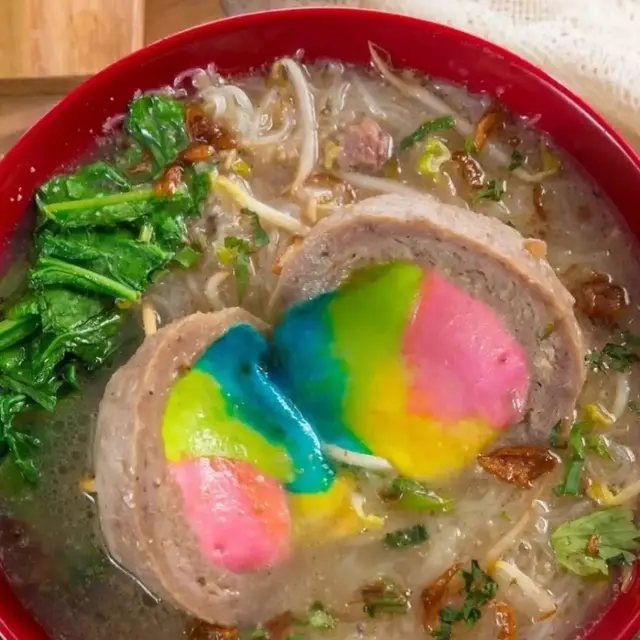 6 Potret Makanan Pendamping Bakso Ini Nyeleneh, Bikin Ragu untuk Disantap