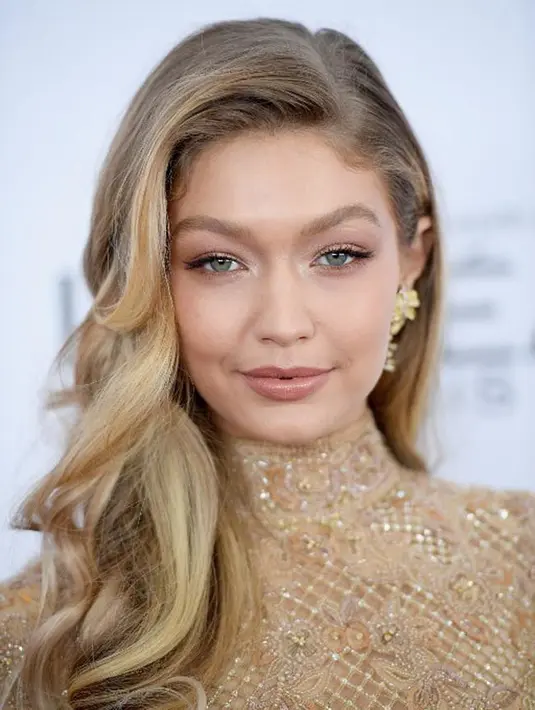Meski Gigi Hadid sudah mengumumkan soal dirinya yang batal tampil di Victoria’s Secret Fashion Show 2017, namun hingga kini belum ada pengumuman resmi soal batal tampil tersebut. (AFP/Dimitrios Kambouris)