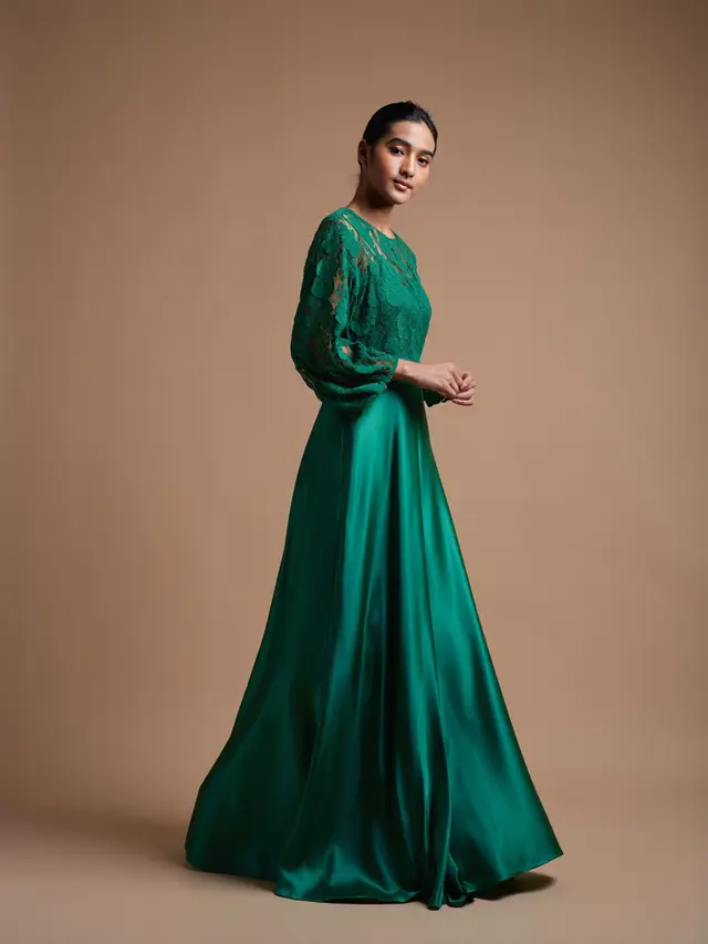 Longdress Kombinasi Brokat Lengan Balon