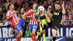 Los Rojiblancos tampil dominan dan lebih banyak mengontrol permainan. (Pierre-Philippe MARCOU/AFP)