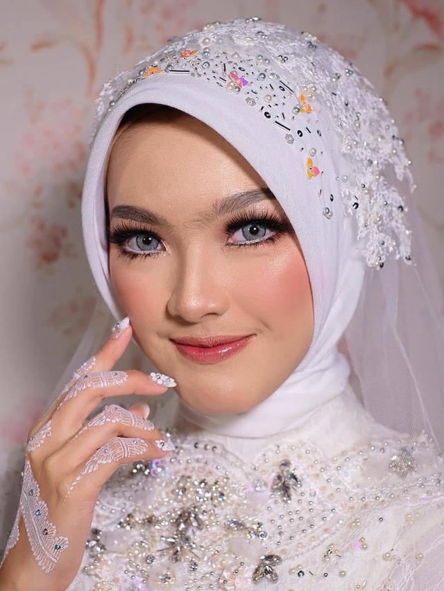 6 Momen Pernikahan Ana Riana 'Rinjani TOP', Penuh Kebahagiaan