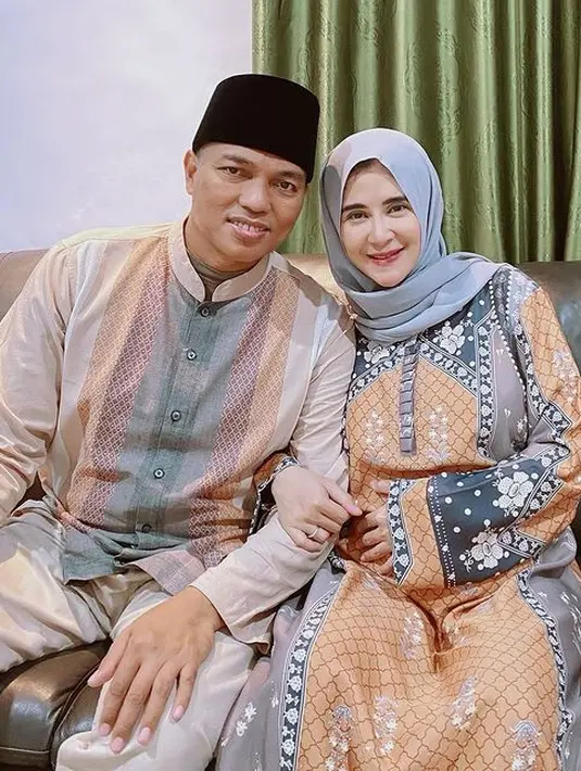 <p>Uut Permatasari Hamil ke-2 (Instagram/uutpermatasari)</p>