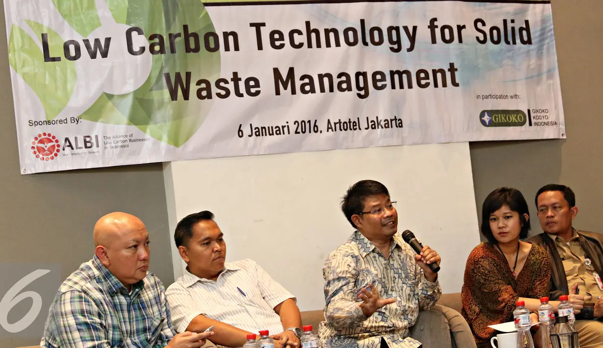 Suasana diskusi bertajuk Low Carbon Technology for Solid Waste Management, di Jakarta, Rabu (6/1). Diskusi membahas permasalahan sampah di Indonesia serta penggunaan teknologi yang tepat dan bermanfaat bagi masyarakat. (Liputan6.com/Immanuel Antonius)