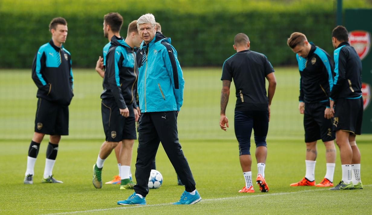 Pelatih Arsenal Arsene Wenger (Reuters / John Sibley)