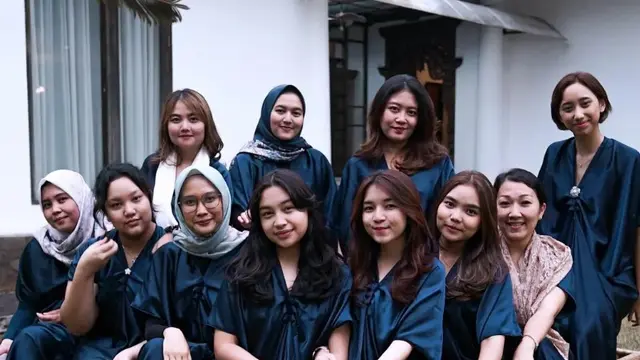 Mayangsari gelar pengajian 100 hari ibunda meninggal (Instagram/mayangsari_official)