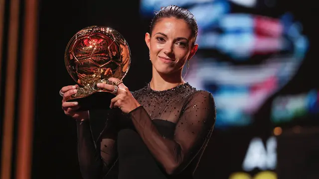 Aitana Bonmati Pemenang Ballon d'Or Feminin 2023