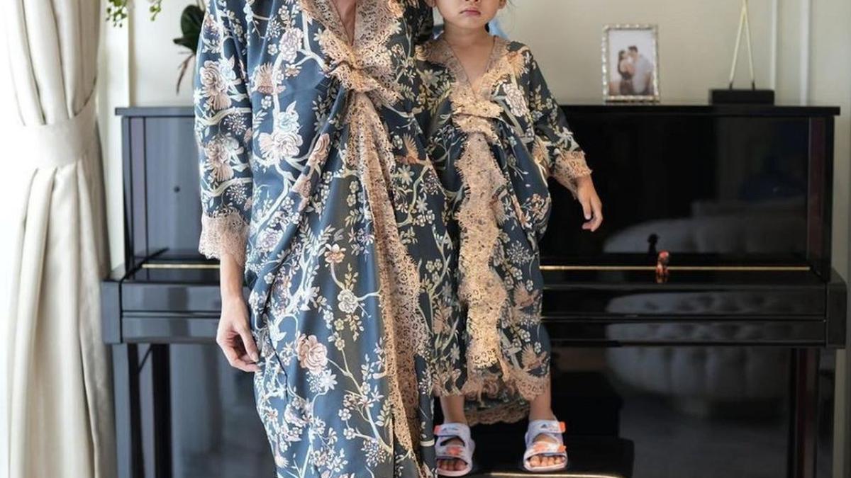 7 Gamis Model Kaftan untuk Acara Formal dan Santai, Tampil Cantik di 2025