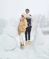 Belum usai liburan Syahrini di Jepang, kali ini ia nikmati tebalnya salju bersama Reino Barrack dan Baby R [@princessyahrini]