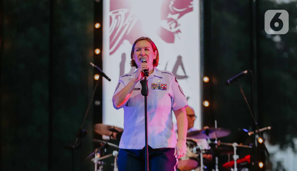 Penampilan United States Air Force Band of the Pacific pada Jakarta International BNI Java Jazz Festival 2020 di Jakarta, Minggu (1/3/2020). Pada pagelaran ke-16 ini, Java Jazz Festival menampilkan berbagai musisi lokal serta internasional. (Liputan6.com/Faizal Fanani)