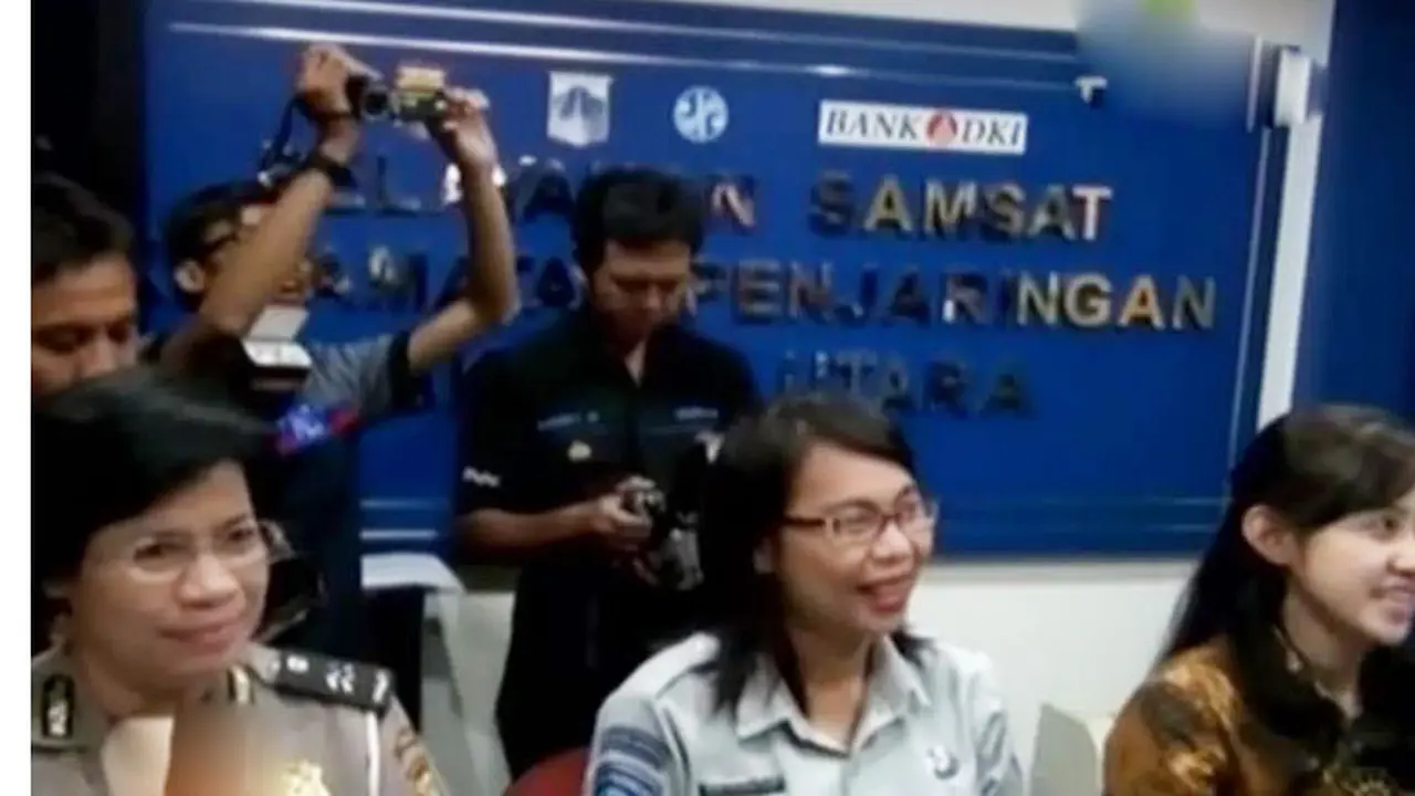 Segmen 3: Perpanjang STNK di Kantor Kecamatan