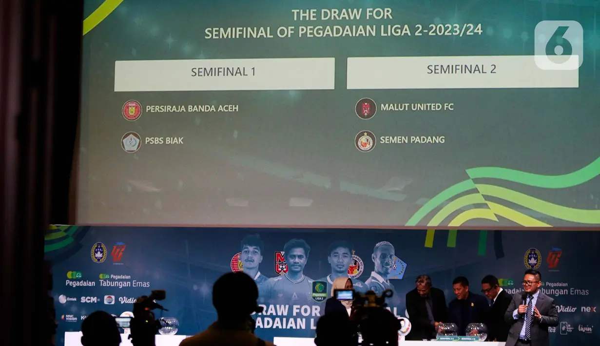 Babak semifinal Pegadaian Liga 2 2023/24 akan menggunakan format kandang dan tandang. (Liputan6.com/Herman Zakharia)