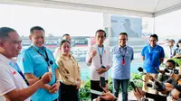 Menteri Pemuda dan Olahraga Zainudin Amali mendampingi Presiden Joko Widodo menyaksikan balapan Formula E Jakarta e-Prix 2022 di Ancol, Jakarta.