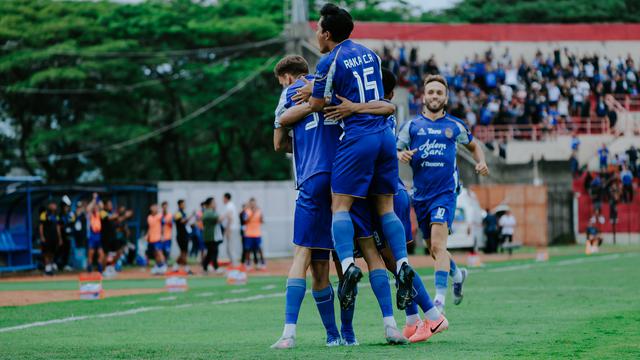 PSIM Yogyakarta  Vs Dewa United