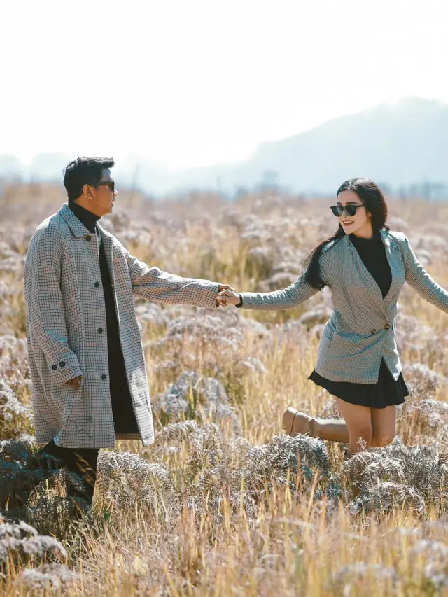 10 Pemotretan Postwedding Denny Caknan dan Bella Bonita yang Tuai Banyak Sorotan