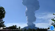Gunung Ibu di Pulau Halmahera Maluku Utara kembali erupsi besar, Senin (13/5/2024), pukul 09.12 WIT. (Liputan6.com/ Dok PVMBG)
