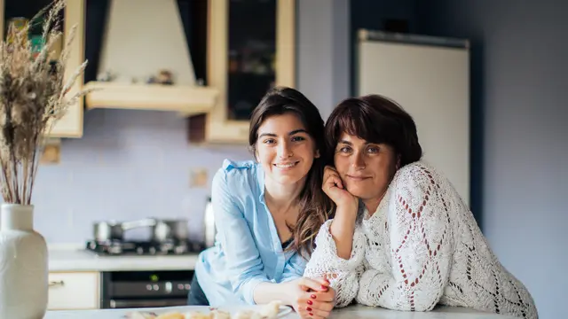 ilustrasi rekomendasi kado spesial untuk ibu di Hari Ibu Nasional/Elly Fairytale /pexels