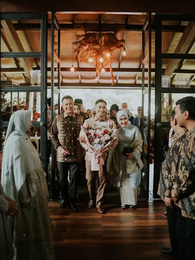 7 Momen Pertunangan Adinda Thomas dan Raka Akmal, Banjir Doa