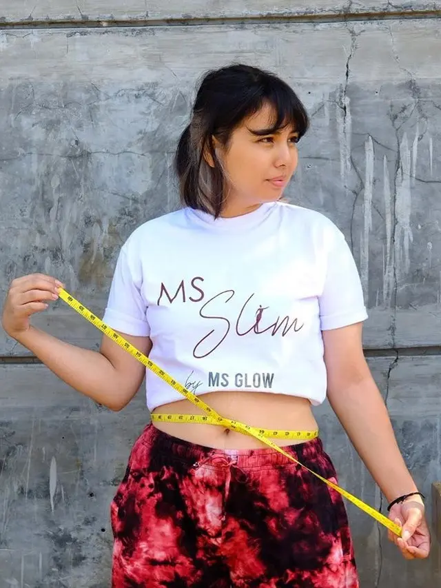 Sukses Turunkan Berat Badan 15 Kg, Ini 6 Potret Terbaru Tya Ariestya