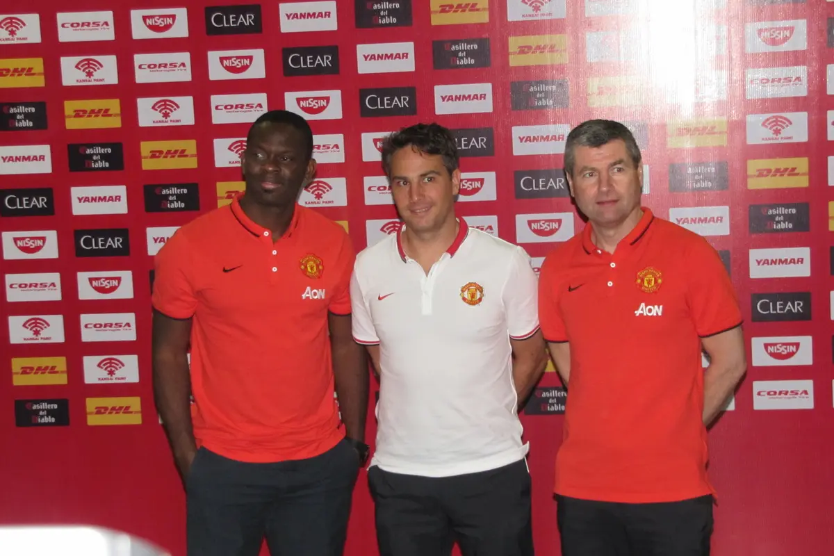 Legenda MU Bandingkan Taktik Van Gaal dengan Ferguson (udah)