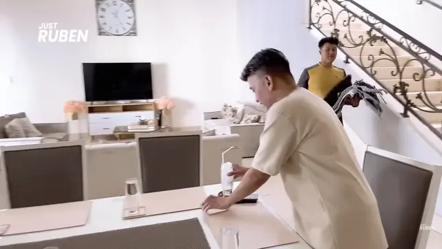 Potret Ruang TV Rumah Ruben Onsu