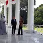 Presiden Jokowi menerima kunjungan Presiden Dewan Olimpiade Asia (OCA) Syeikh Ahmad Al Fahad Al Sabah dan Presiden Komite Olimpiade Internasional (IOC) Thomas Bach di Istana Kepresidenan Bogor, Jawa Barat, Sabtu (1/9/2018).