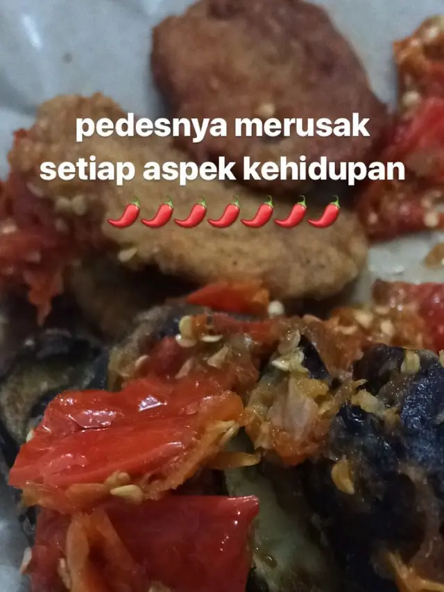 6 Potret Tulisan Status WhatsApp Penjual Makanan Ini Bikin Heran