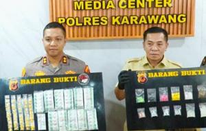 Pengungkapan kasus narkoba di Mapolres Karawang, Jawa Barat, Kamis (5/14/2026). (Dok. Antara)