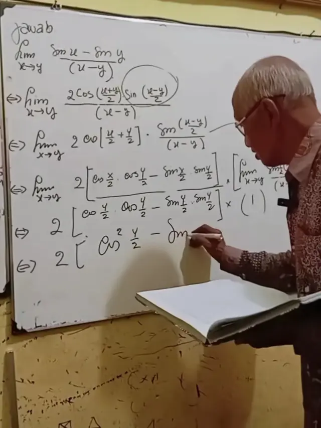 Mbah Guru Matematika Viral