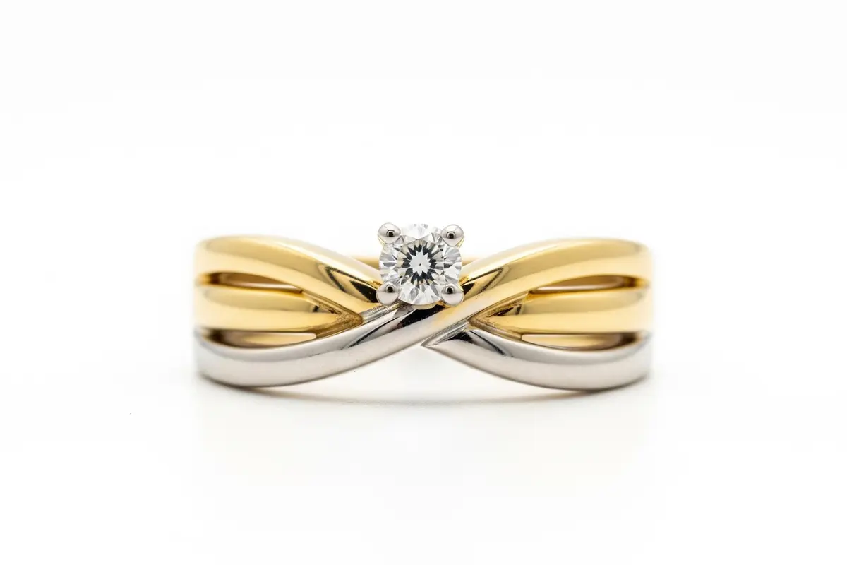 Model Cincin Emas Minimalis Dua Warna yang Tampak Mewah Meski Simpel