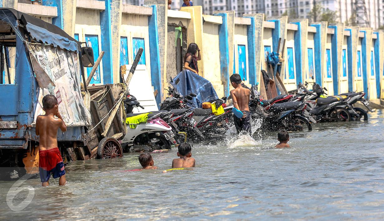 Banjir Rob Di Muara Angke Foto Liputan6 Com